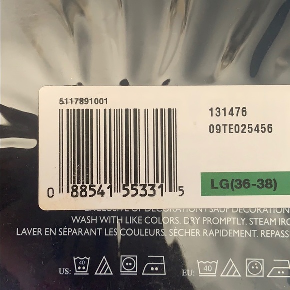 Tommy Hilfiger 4 pack boxer briefs, Large - Picture 2 of 2